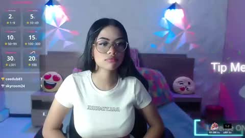 Snapshot of sussan_love01 chatting on February 11, 1:51 pm Susan online show from February 11, 1:51 pm