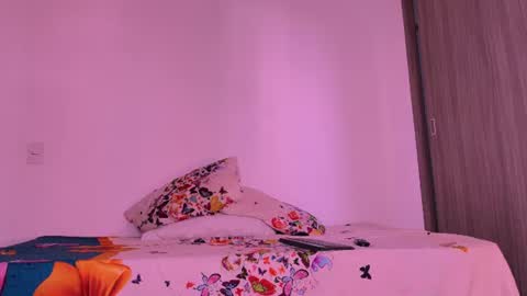 Snapshot of sussidream chatting on July 14, 7:08 pm Andrea online show from July 14, 7:08 pm
