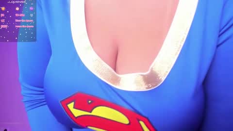 SussieRogers online show from October 31, 2:18 pm