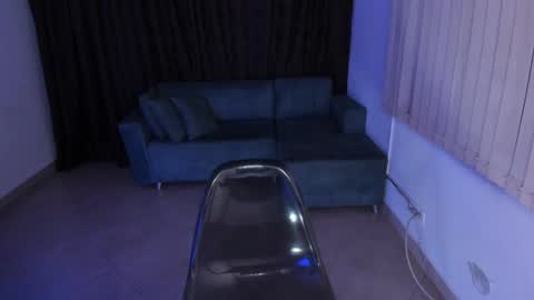 Susy online show from December 17, 3:34 am