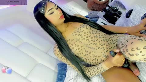 suxansexyhott online show from January 17, 9:50 pm