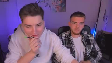 Snapshot of suzi_love chatting on October 14, 7:36 pm suzi_love online show from October 14, 7:36 pm