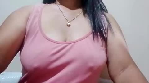 suzzie_hot online show from December 2, 10:09 am