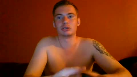 sventwik23 online show from June 22, 10:18 pm