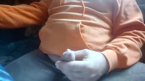 Snapshot of svetlio85 chatting on December 25, 11:00 am Svetlio online show from December 25, 11:00 am