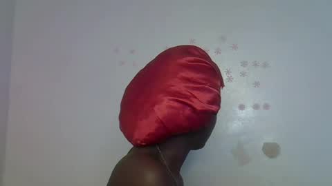 Snapshot of swagg_rasta chatting on July 1, 3:19 am swagg rasta online show from July 1, 3:19 am