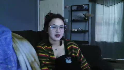 Snapshot of swanncrazi chatting on September 19, 6:19 pm Swann online show from September 19, 6:19 pm