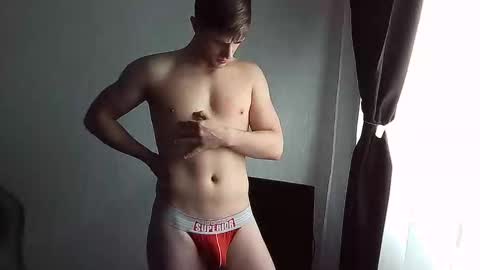 Snapshot of sweeeettt___ chatting on September 28, 7:03 am sweeeettt___ online show from September 28, 7:03 am