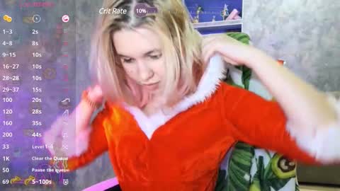Snapshot of sweeet_bee chatting on December 15, 10:50 am Melisa online show from December 15, 10:50 am
