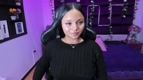 sweet ana  online show from December 19, 7:51 am