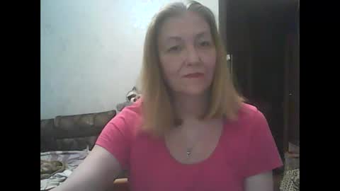 sweet4blonde67 online show from May 26, 3:08 pm