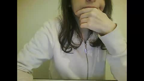 sweet4y0u online show from February 5, 9:30 pm