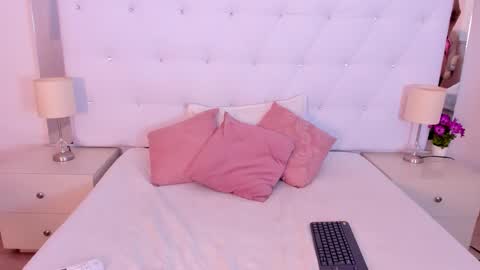 Abby online show from November 12, 2:34 am