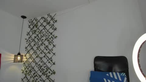 Carolina online show from November 17, 4:35 pm