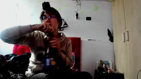 Snapshot of sweet__suck69bitch chatting on January 6, 8:18 pm sweet__suck69bitch online show from January 6, 8:18 pm