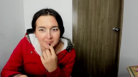 Snapshot of sweet__suck69bitch chatting on February 16, 7:48 am sweet__suck69bitch online show from February 16, 7:48 am