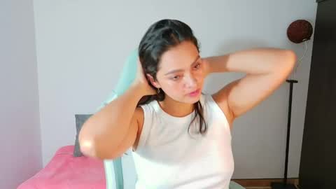 Snapshot of sweet_ahiana chatting on June 1, 2:08 pm ahinara online show from June 1, 2:08 pm