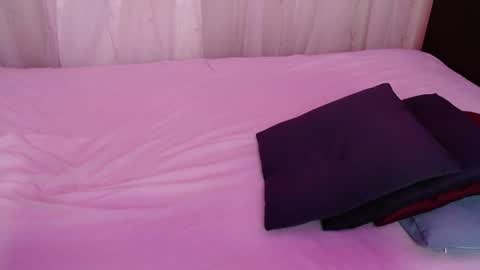 Alice online show from December 13, 8:15 pm