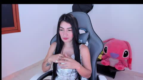 Sweet Amanda95 online show from May 24, 8:08 am