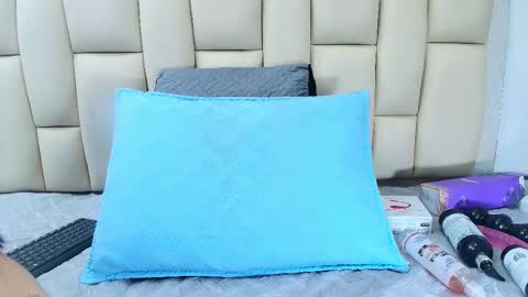 Snapshot of sweet_amye chatting on February 23, 7:11 pm Amye online show from February 23, 7:11 pm