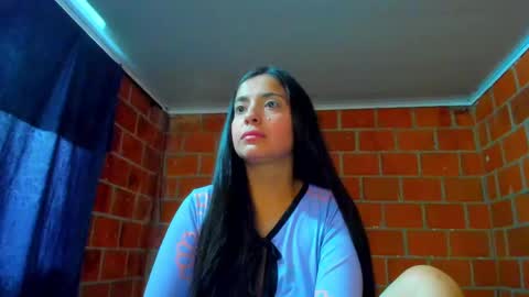 Snapshot of sweet_and_hot_alaia chatting on November 20, 11:54 am sweet and hot alaia online show from November 20, 11:54 am