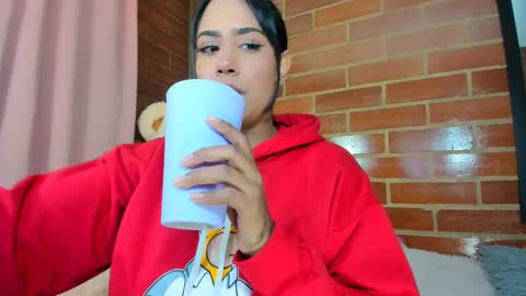 Stephanie online show from February 22, 4:40 pm