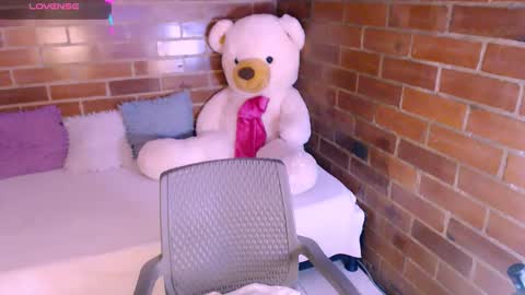 Stephanie online show from September 26, 8:24 pm