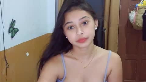 sweet_angela0701 online show from March 19, 3:05 pm