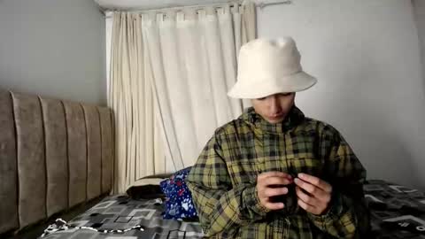 Snapshot of sweet_angels0 chatting on November 12, 5:08 am Andy online show from November 12, 5:08 am