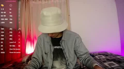 Snapshot of sweet_angels0 chatting on November 24, 2:11 am Andy online show from November 24, 2:11 am