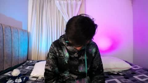 Snapshot of sweet_angels0 chatting on April 8, 2:33 am Andy online show from April 8, 2:33 am