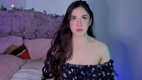 Snapshot of sweet_anllela chatting on May 26, 2:40 am Sthefany Lauren Independent Model online show from May 26, 2:40 am