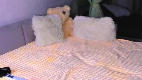 Alice online show from October 27, 3:38 pm