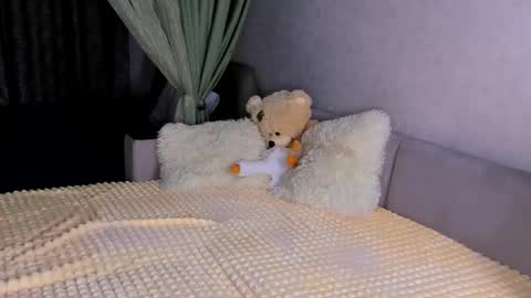 Alice online show from November 27, 3:58 pm