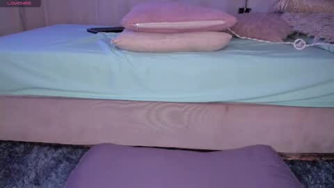 Snapshot of sweet_booty1 chatting on February 19, 11:25 pm Chelsy online show from February 19, 11:25 pm