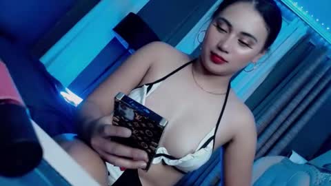 sweet_candyxz online show from January 23, 1:35 pm