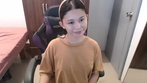 sweet_cassyxx online show from February 15, 12:25 pm