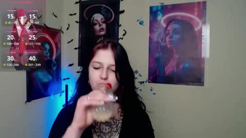 Ivy online show from January 9, 2:09 pm