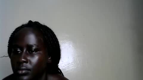 sweet_diva19 online show from February 28, 12:21 am