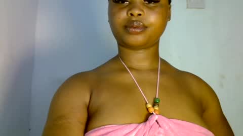 Snapshot of sweet_dynasty chatting on April 16, 3:35 pm sky online show from April 16, 3:35 pm