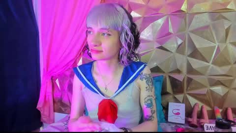  emmili  online show from December 30, 12:20 pm