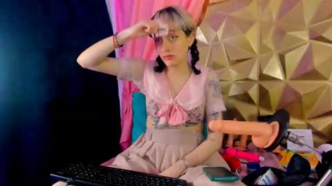  emmili  online show from October 1, 12:22 pm