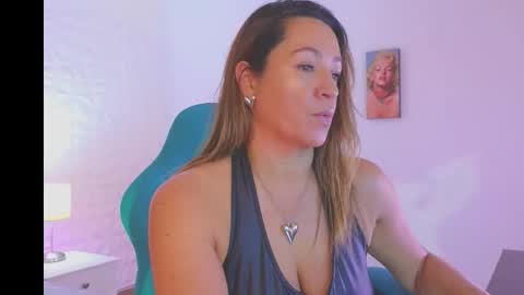 Sweet Evans online show from February 23, 12:52 am