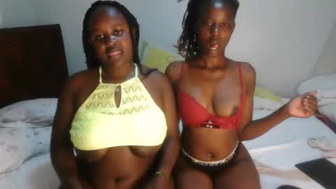 sweet_flo3 online show from January 13, 9:53 pm