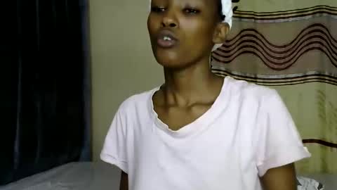 sweet_freaky online show from May 22, 8:47 pm