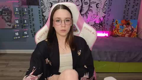 Alice online show from September 26, 3:10 am