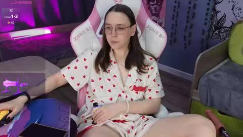 Alice online show from October 26, 3:12 am