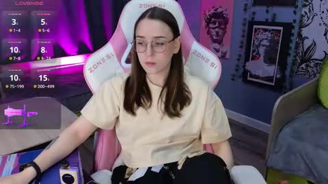 Alice online show from December 17, 3:12 am