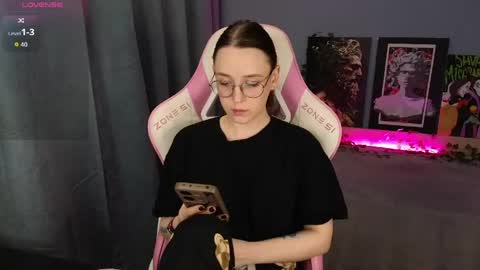 Alice online show from April 12, 4:06 am