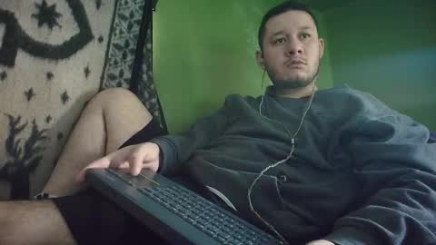 sweet_guy36 online show from October 19, 2:18 pm